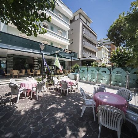 Hotel Levante Rimini Exterior photo