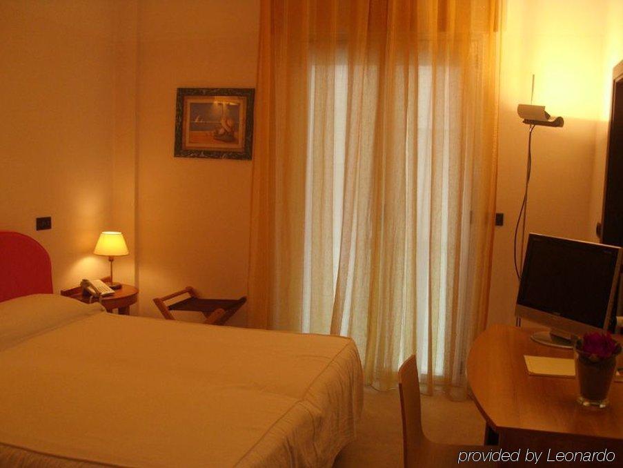 Hotel Levante Rimini Room photo
